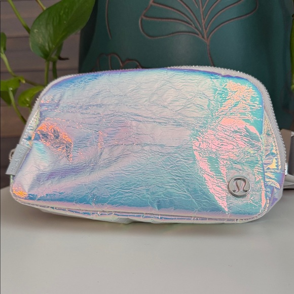 lululemon athletica Handbags - NWOT Lululemon Everywhere Belt Bag 1L *Metal Hardware|Iridescent/Silver